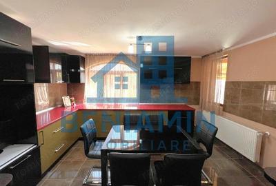 Casă cu 7 camere cu Teren 900 Mp în Popoveni - 5