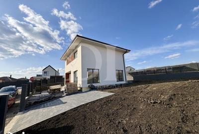 Casă cu 4 camere cu Canalizare în Chinteni - 8