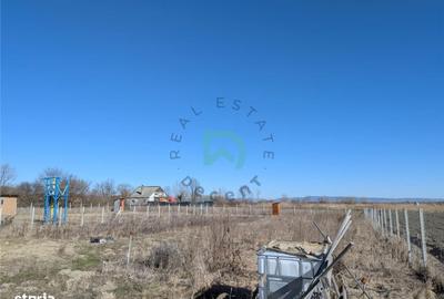 Teren de 1732 mp, în Prejmer - 2