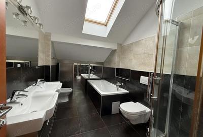 Apartament cu 4 camere decomandat în Lotus - 2