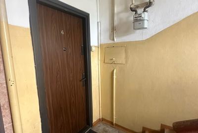 4 camere de 92 mp pe strada Vasile Lascăr la 5 min de Universitate . - 4