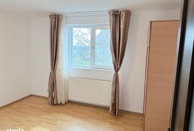 Casă cu 7 camere cu Teren 2745 Mp în Central - 5