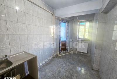 Apartament cu 2 camere decomandat în Micro 13 - 12