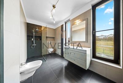 Casă individuală cu 6 camere cu Canalizare în Europa - 12