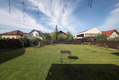 Vila cocheta, facilitati valoroase, strada asfaltata, intimitate: Tur LIVE! Vila cocheta, facilitati valoroase, strada asfaltata, intimitate: Tur LIVE! - 33