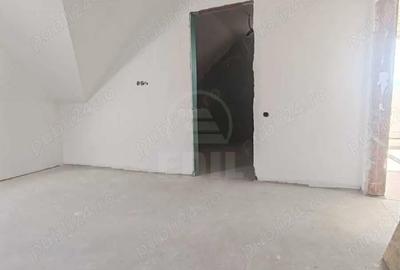 Apartament cu 3 camere semidecomandat în Sud - 3