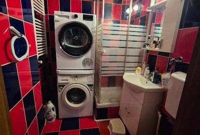 Apartament cu 3 camere semidecomandat, mobilat în 1 Mai - 7