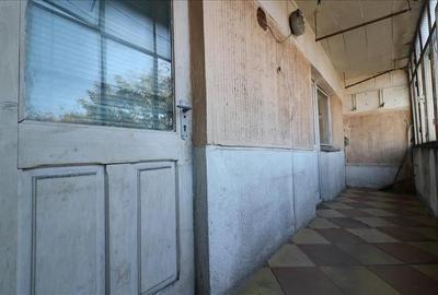 Apartament cu 3 camere, 2 bai, UMF CENTRU, decomandat, bloc din 1980 - 12