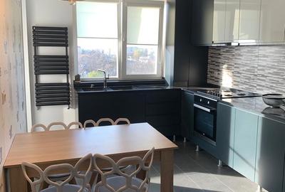 Apartament cu 3 camere decomandat în Central - 9