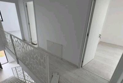 Casa Tip Duplex, 4 Camere , curte - Comuna Pantelimon/Selgros- Comision 0% - 5