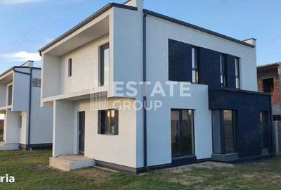 Casă cu 5 camere cu Teren 300 Mp în Dumbrăvița