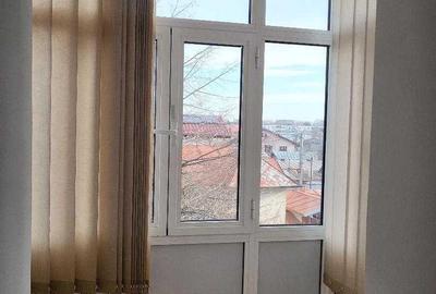 Apartament cu 2 camere decomandat în Republicii - 3