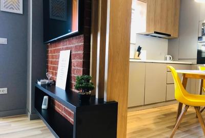 Inchiriez Studio ultracentral Iași, Piața Unirii - 9