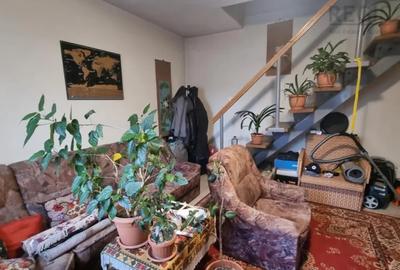 Casă cu 5 camere cu Teren 240 Mp în Zizin - 12