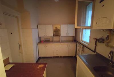 Vanzare apartament 3 camere in bloc mic, Polona - 7
