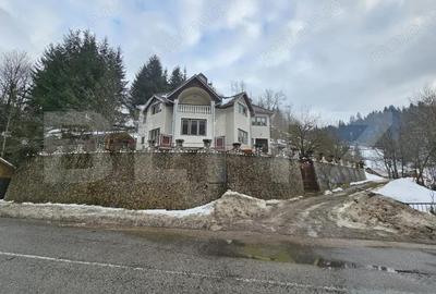 Casă cu 5 camere cu Teren 2669 Mp în Scărișoara - 20