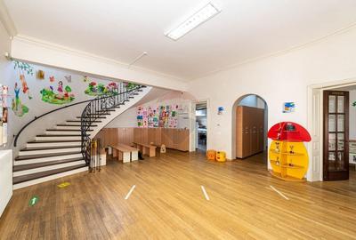 Vila spatioasa de vanzare, ideala pentru investitie - 7