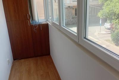 Apartament cu 2 camere semidecomandat, mobilat în Central - 12