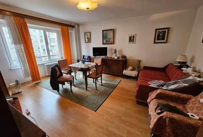 Apartament cu 2 camere decomandat în Tineretului - 1