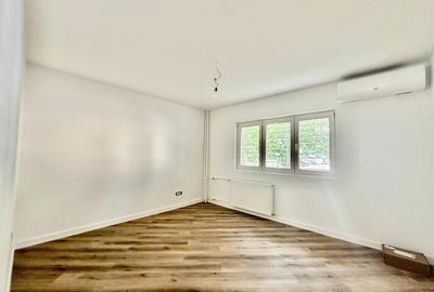 Nerva Traian, metrou Timpuri Noi, nemobilat - 8