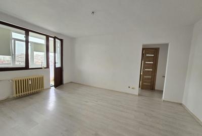 Apartament cu 2 camere decomandat în Brâncoveanu