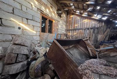 Casă cu 2 camere cu Teren 4700 Mp în Asuaju de Sus - 1