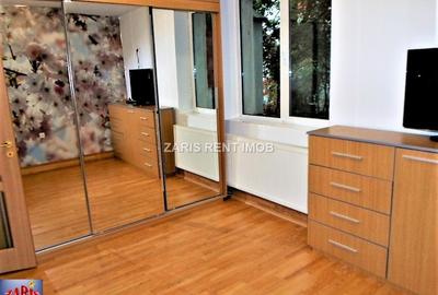 Apartament cu 3 camere semidecomandat în Cina