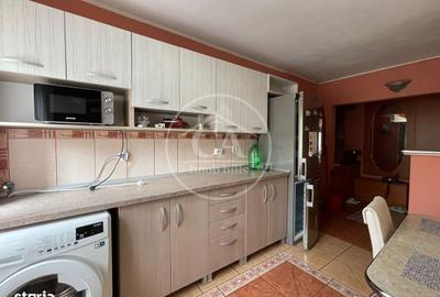 Apartament cu 3 camere decomandat în Sânmartin - 7