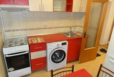 Apartament cu 3 camere semidecomandat în Colentina - 6