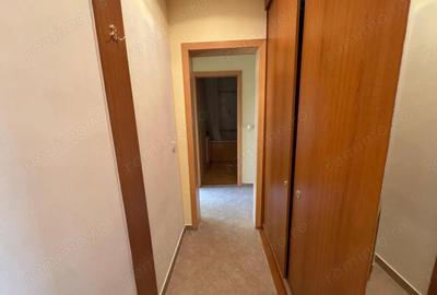 Apartament cu 4 camere semidecomandat în Circumvalațiunii - 12