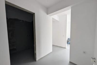 Apartament cu 4 camere semidecomandat în Florești - 5