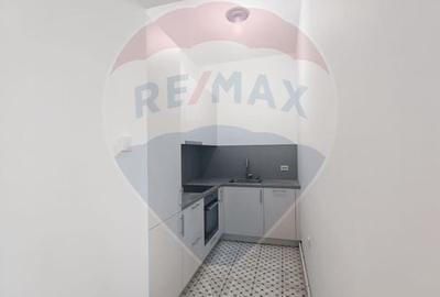 Apartament cu 3 camere semidecomandat în Primăverii - 7