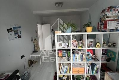 Vila deosebită parte dintr-un triplex - 19