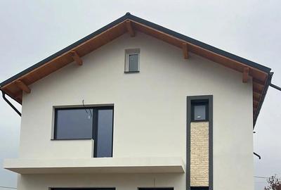 Tautii-Magheraus (zona strazii 40) casa noua, P+E, suprafata 136 mp, teren 500 mp - 1