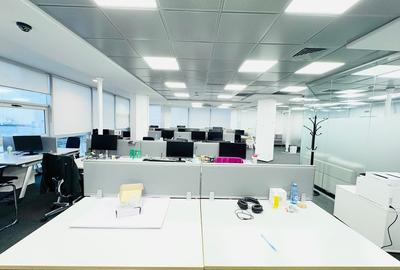 Birou, de 296.20001220703 mp, în Victoriei - 13