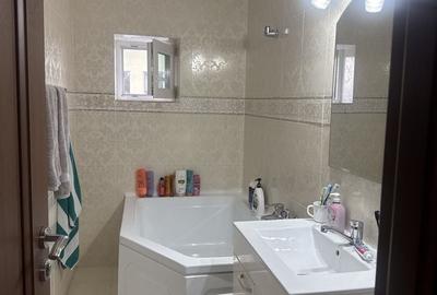 Apartament cu 3 camere decomandat în Central - 11