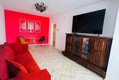 Apartament cu 3 camere decomandat în Tineretului - 2