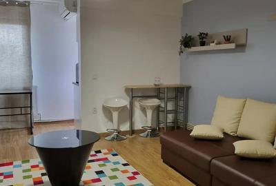 Apartament cu 2 camere semidecomandat în Central