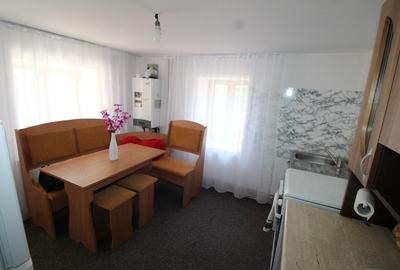 Casă cu teren 2122 m²,  utilități gaze+apă, Godinești - 4