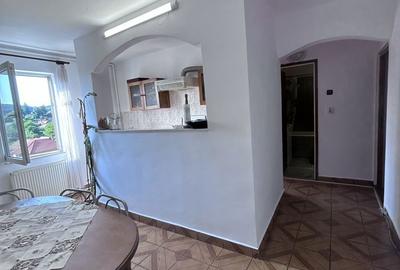 Apartament cu 2 camere decomandat în Central - 4
