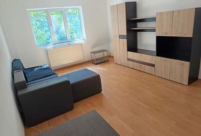 Apartament cu 3 camere decomandat în Cug - 1