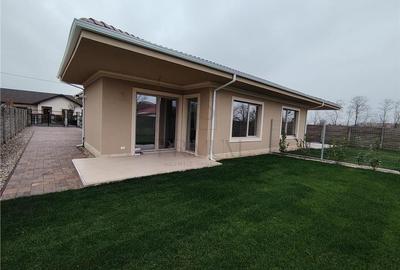 Duplex cu 3 camere cu Canalizare în Moșnița Nouă - 5