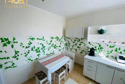 Apartament cu 2 camere decomandat, mobilat în Ultracentral