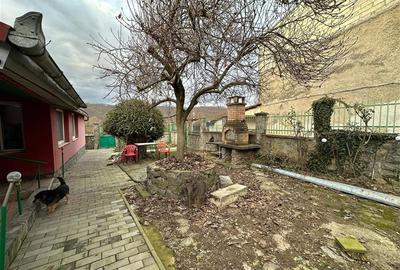 Casă individuală cu 7 camere cu Teren 900 Mp în Est - 17