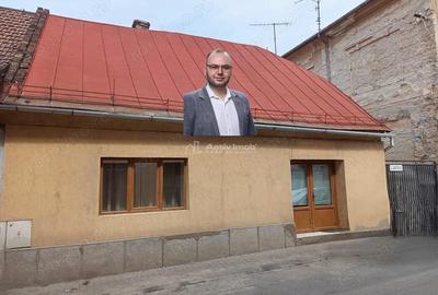 Casă cu Teren 243 Mp în Vest - 14