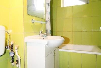 CASA DE CULTURA - 2 camere mobilate, etajul 1, cu centrala pe gaz. - 7