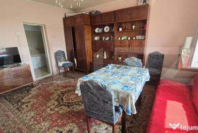 Casă cu 1 camere cu Teren 2415 Mp în Periferie
