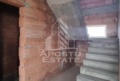 Casa la Rosu P+M, 2 fronturi stradale, teren generos, Giarmata - 6