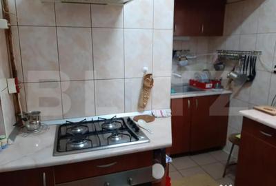 Casă cu 10 camere cu Teren 355 Mp în Democrației - 14