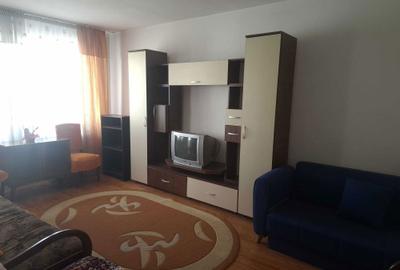 Apartament cu 2 camere decomandat în Titan - 2